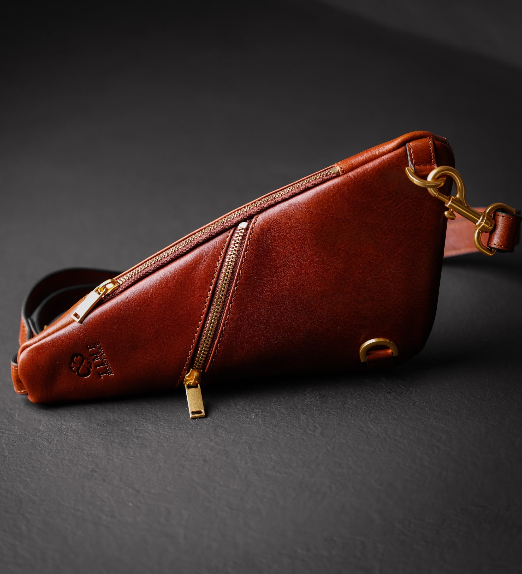 Sac de poitrine en cuir Tales of the City