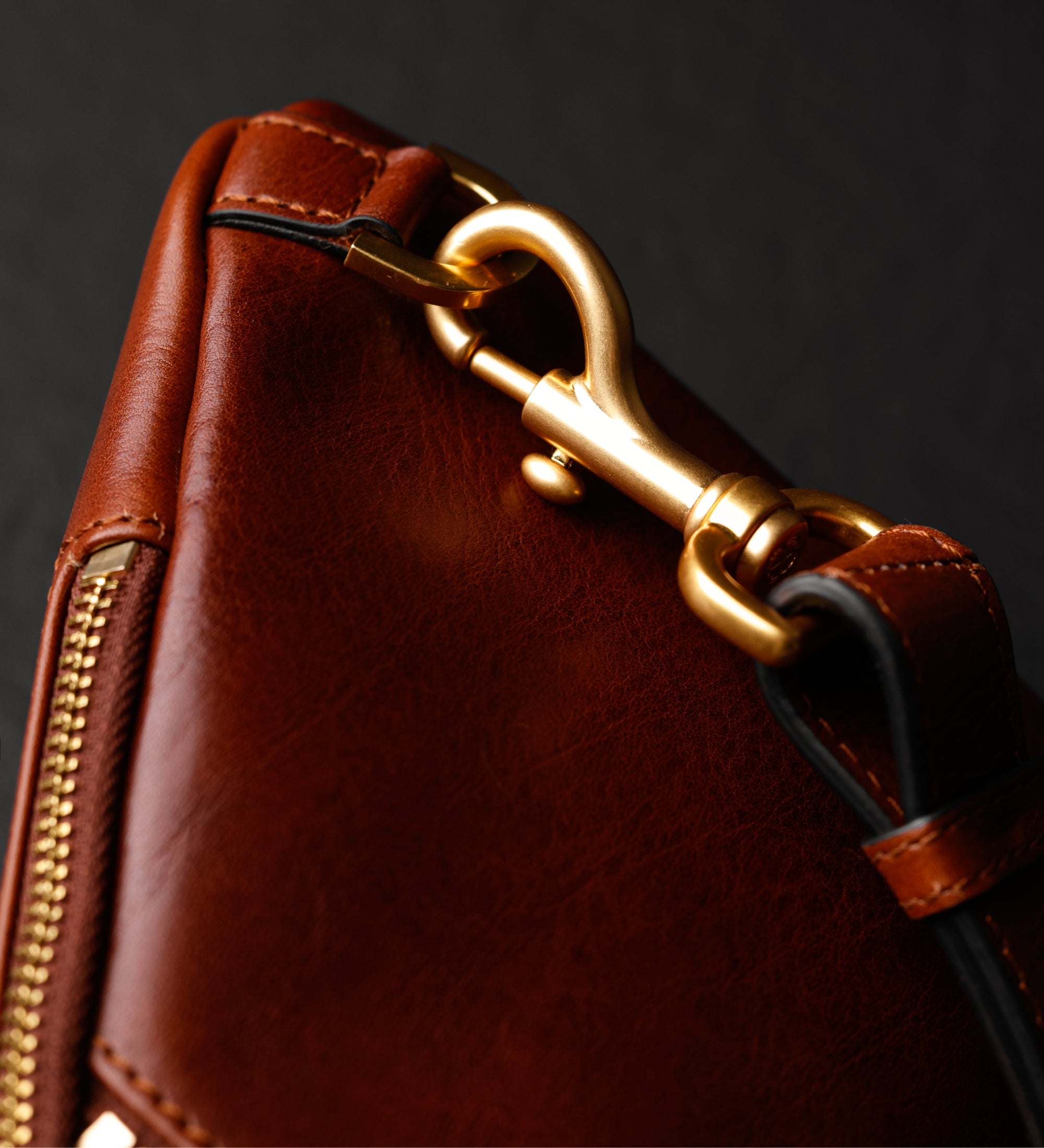 Sac de poitrine en cuir Tales of the City