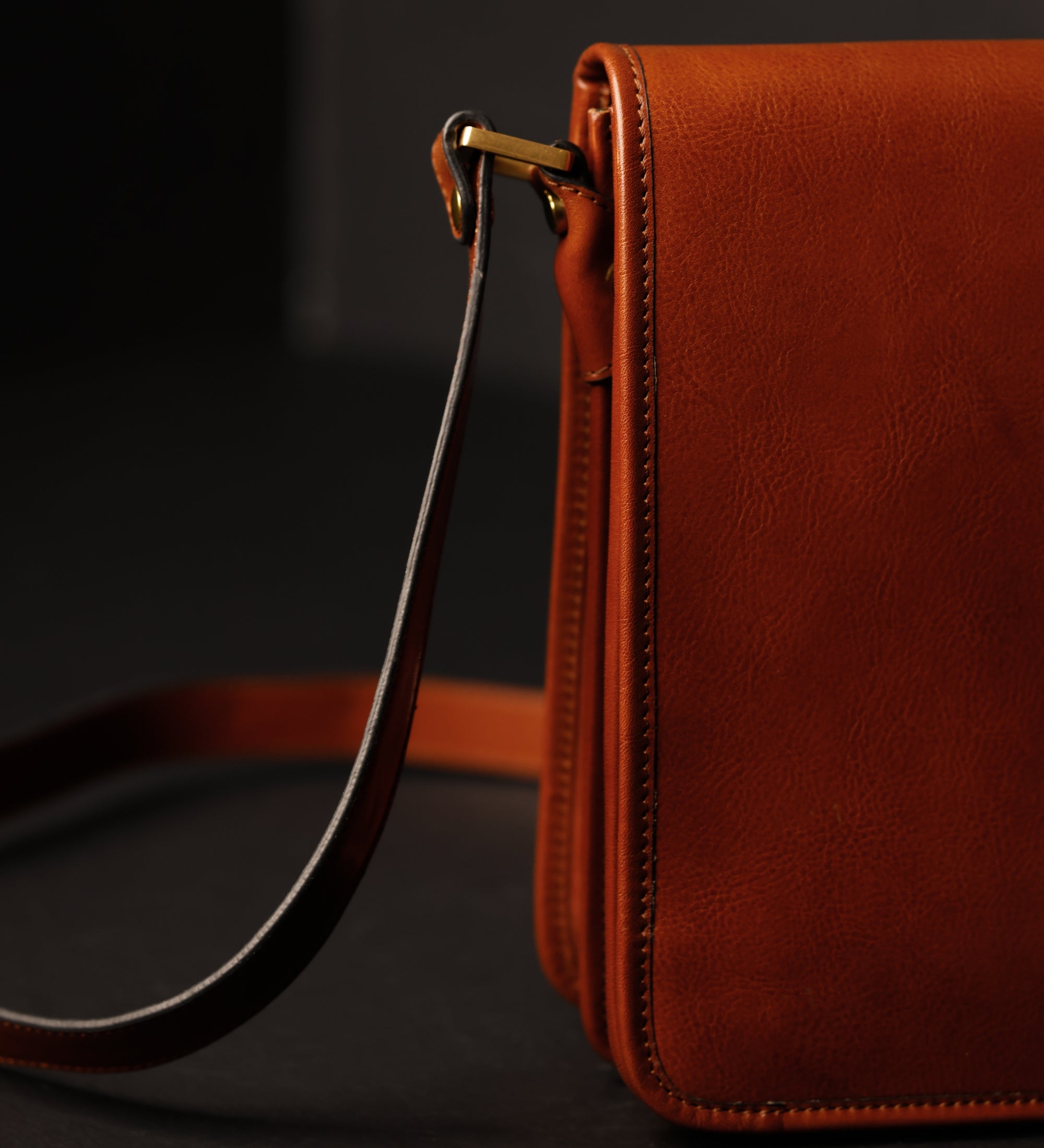 Petit sac messager en cuir On The Road