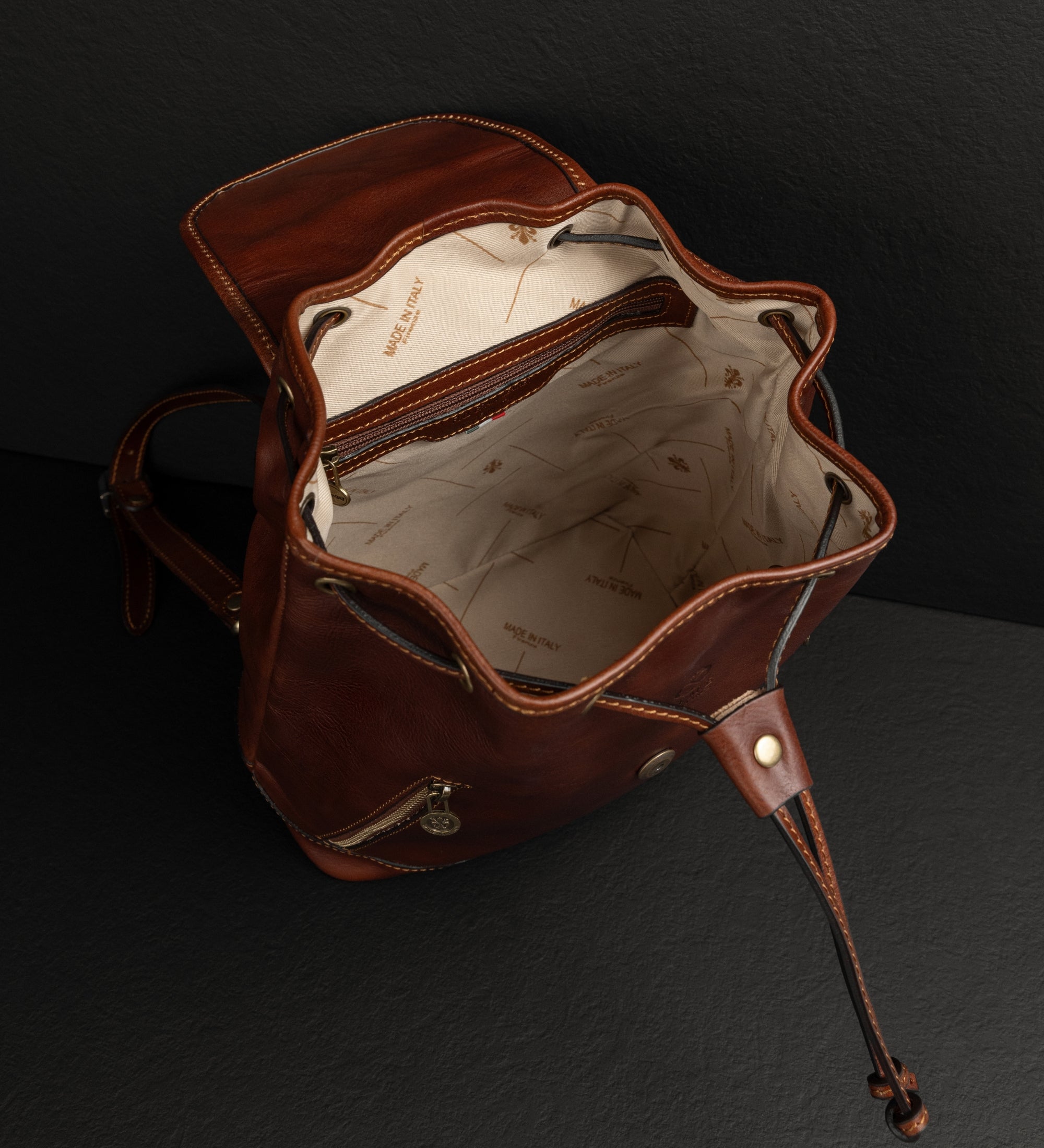 Sac à dos en cuir pour femme White Noise