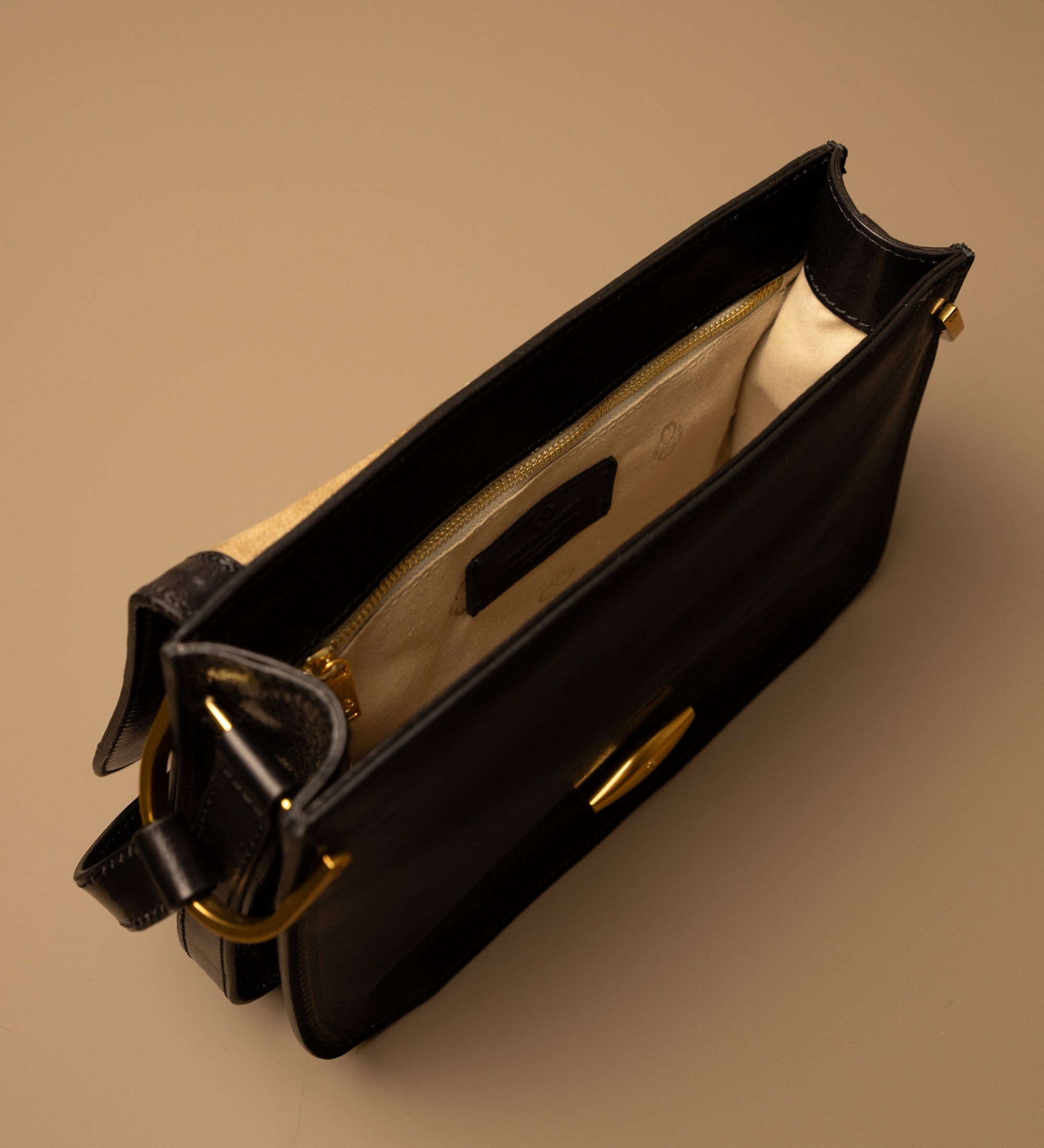 Sac à rabat en cuir pour femme Possession