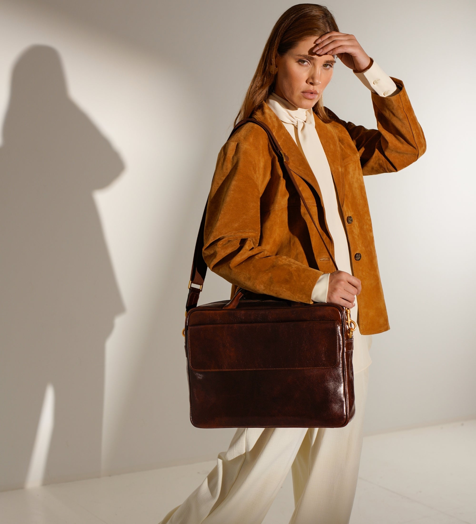 Sacoche pour ordinateur portable en cuir pour femme The Sheltering Sky
