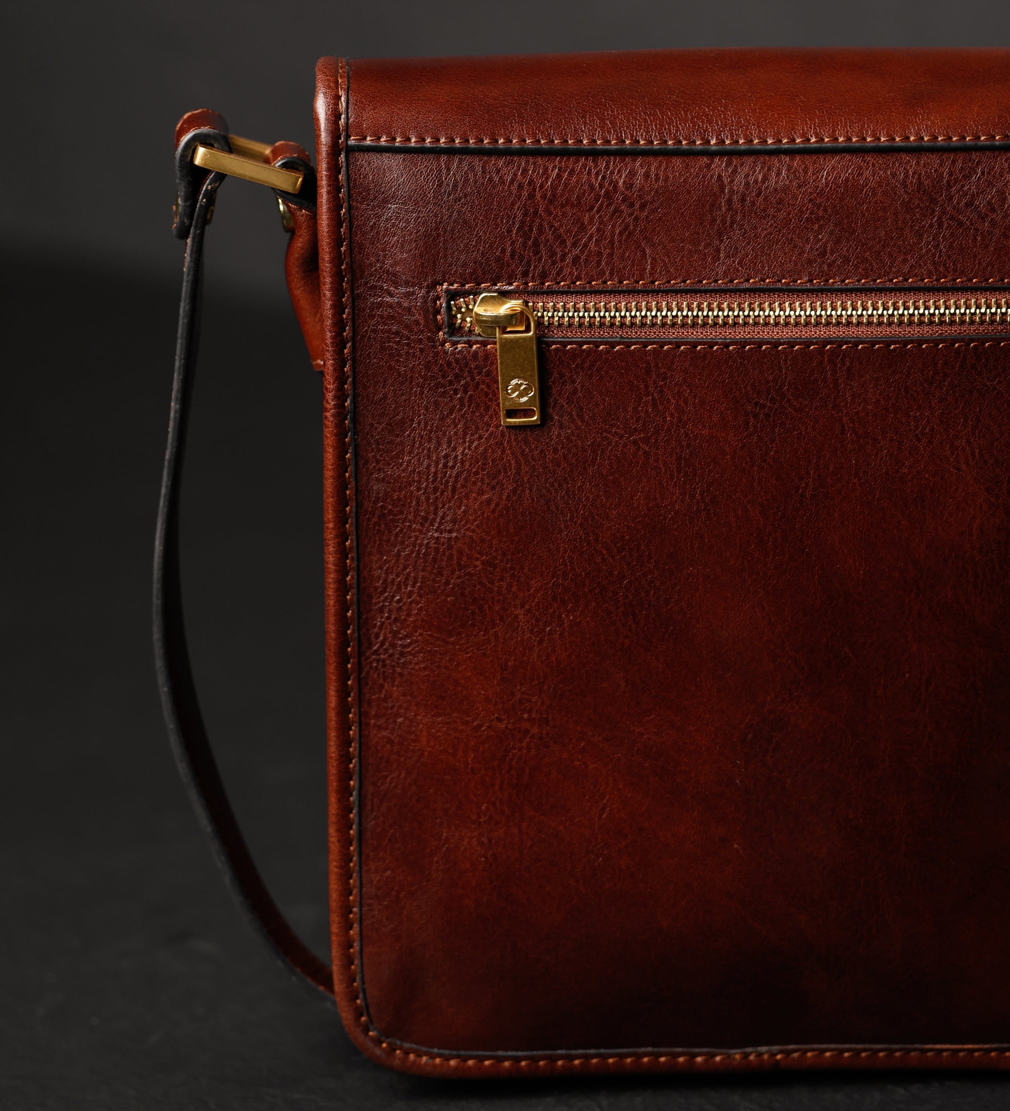 Petit sac messager en cuir On The Road