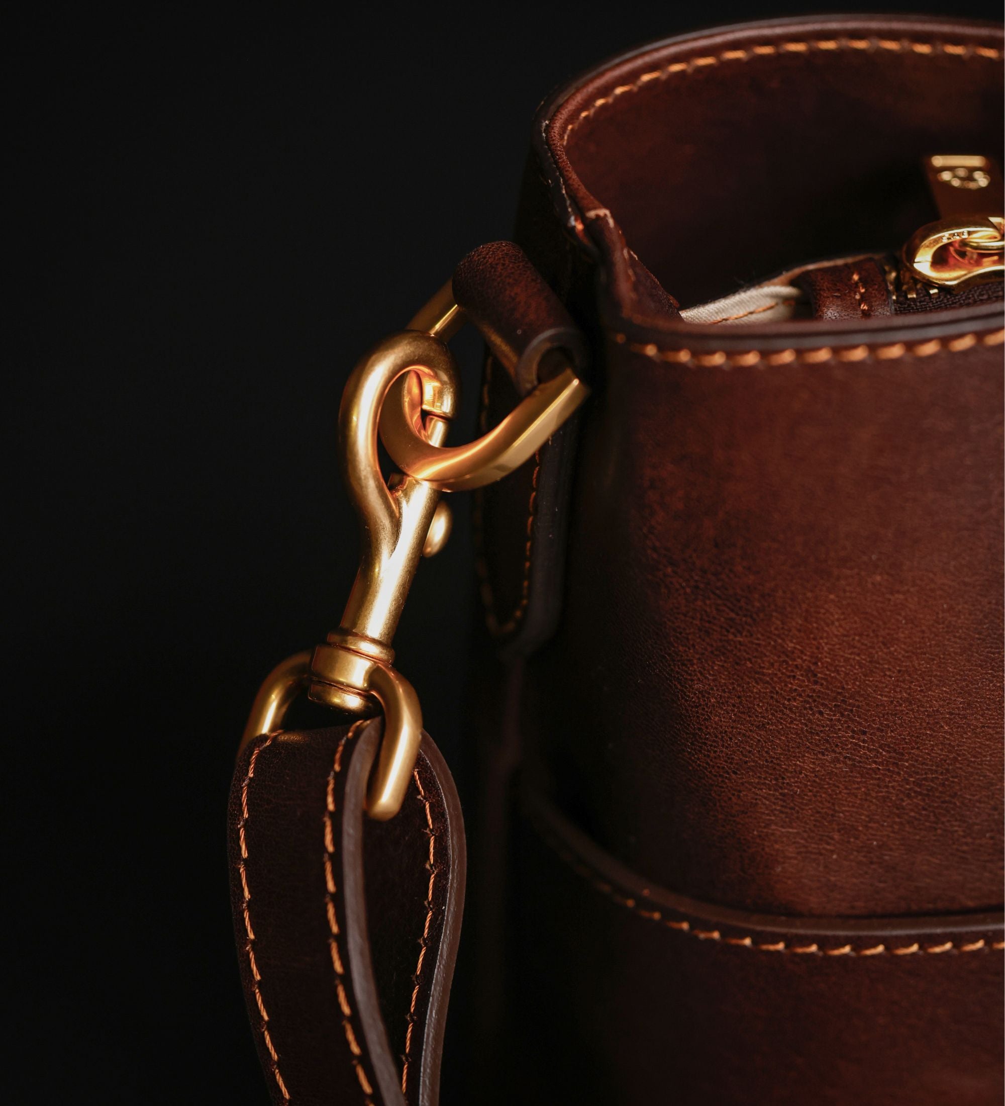Sac à main à l’épaule en cuir pour femme Camilla