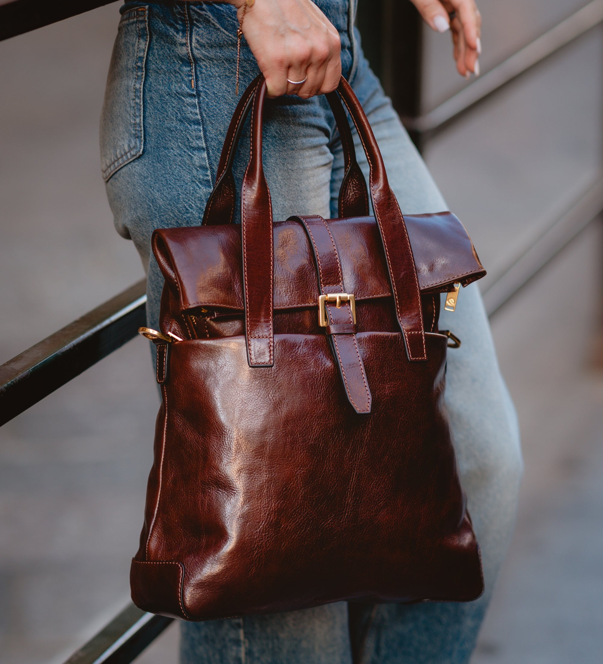 Sac à dos convertible à bandoulière en cuir pour femme The Awakening