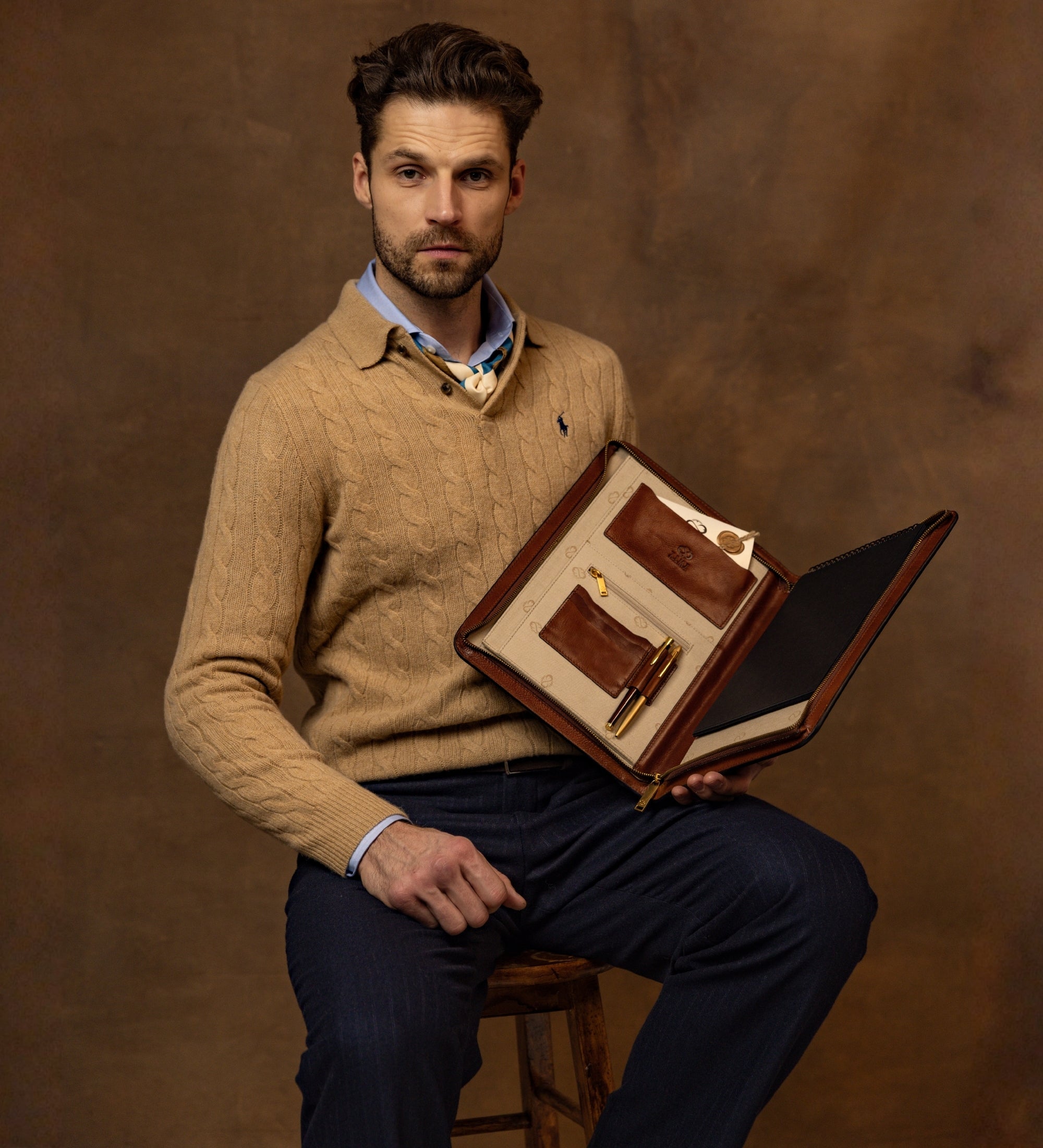 Porte-documents organiseur A4 en cuir Candide