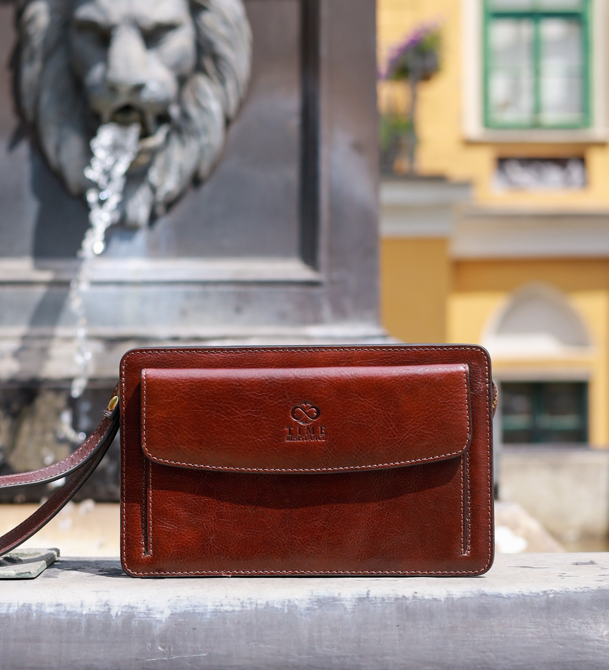 Pochette en cuir Decameron