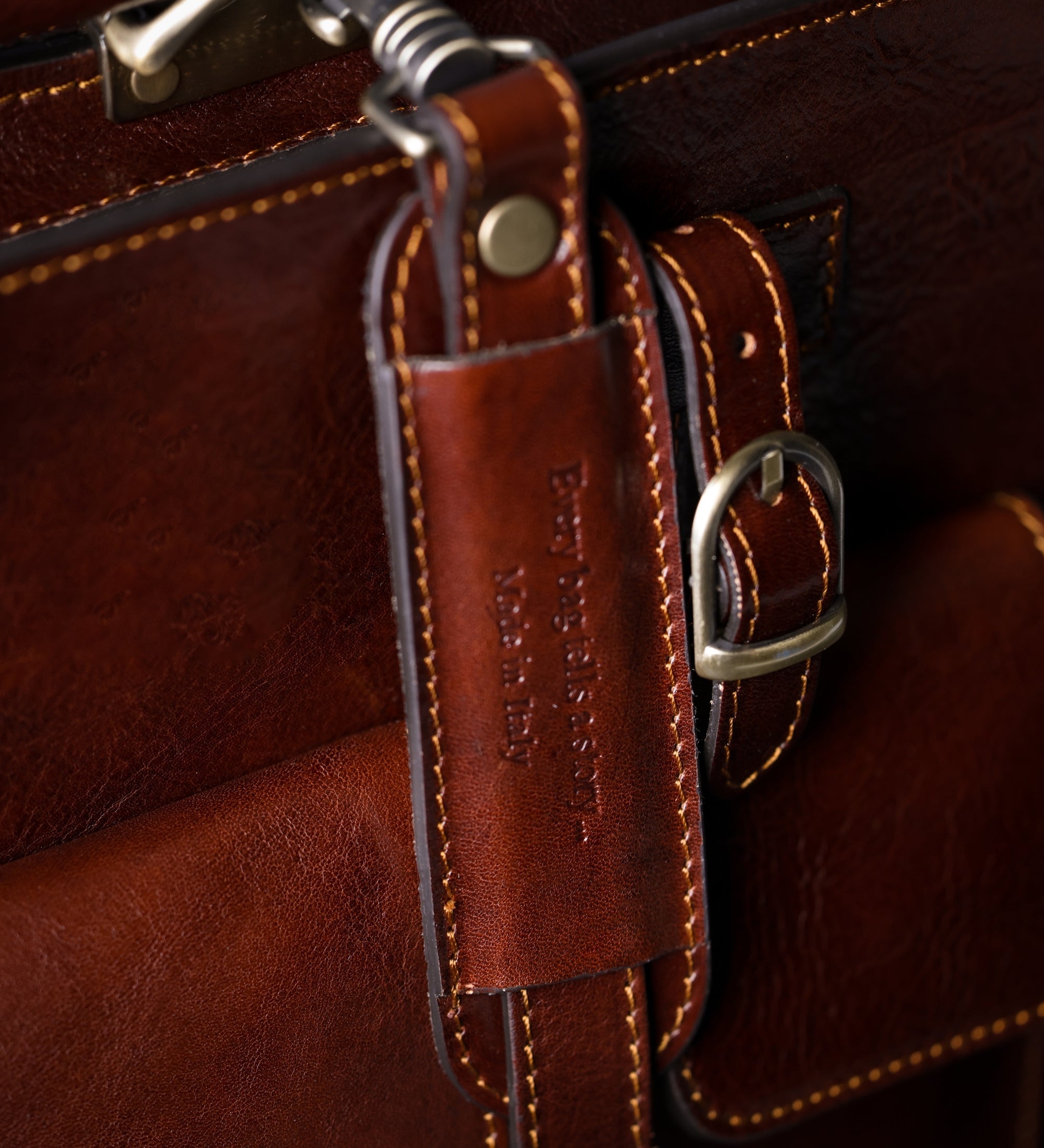 Cartable en cuir The Prophet