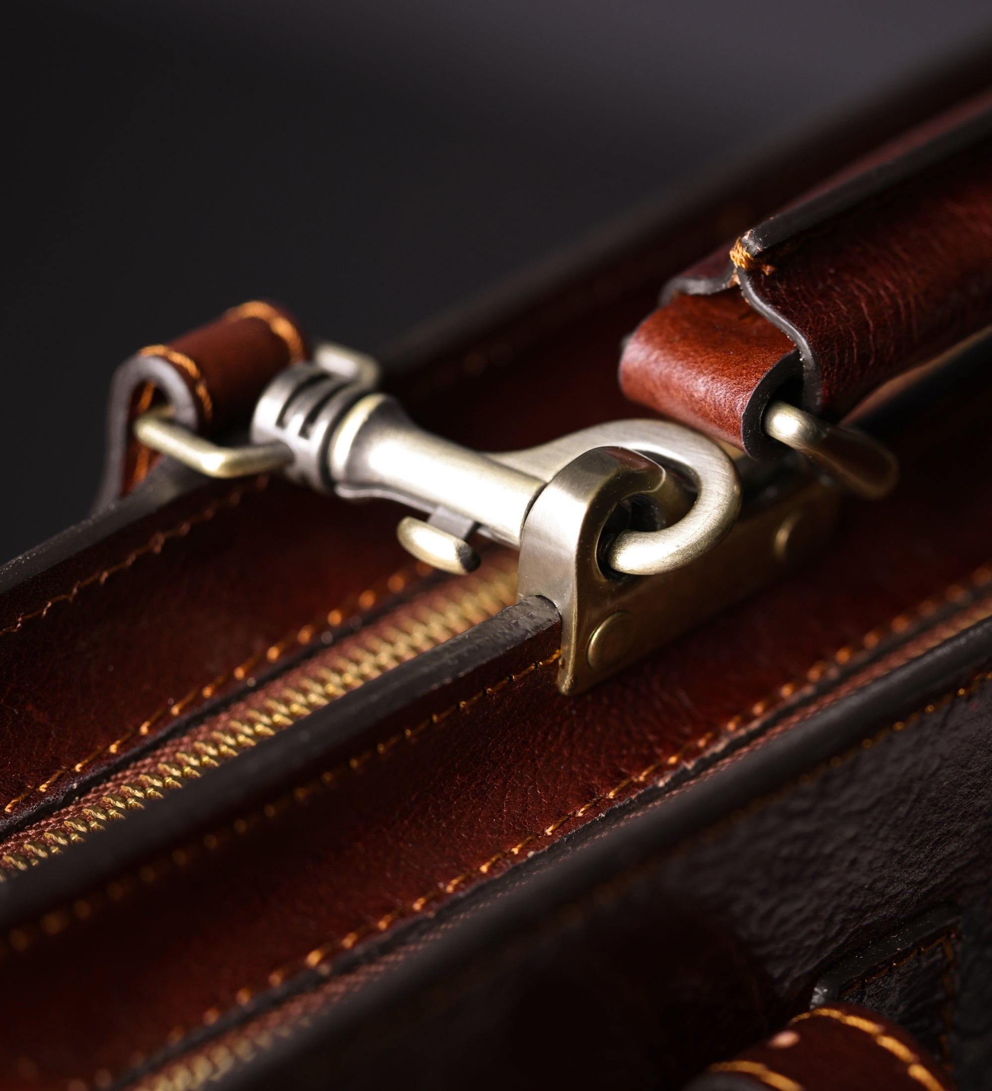 Cartable en cuir The Prophet