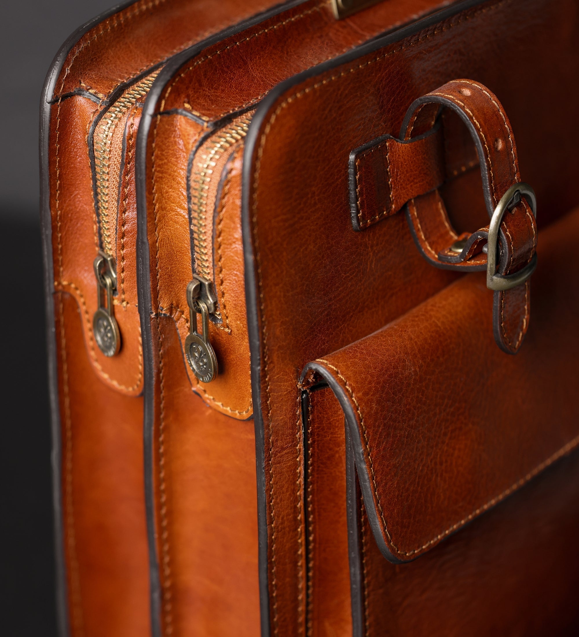 Cartable en cuir The Prophet