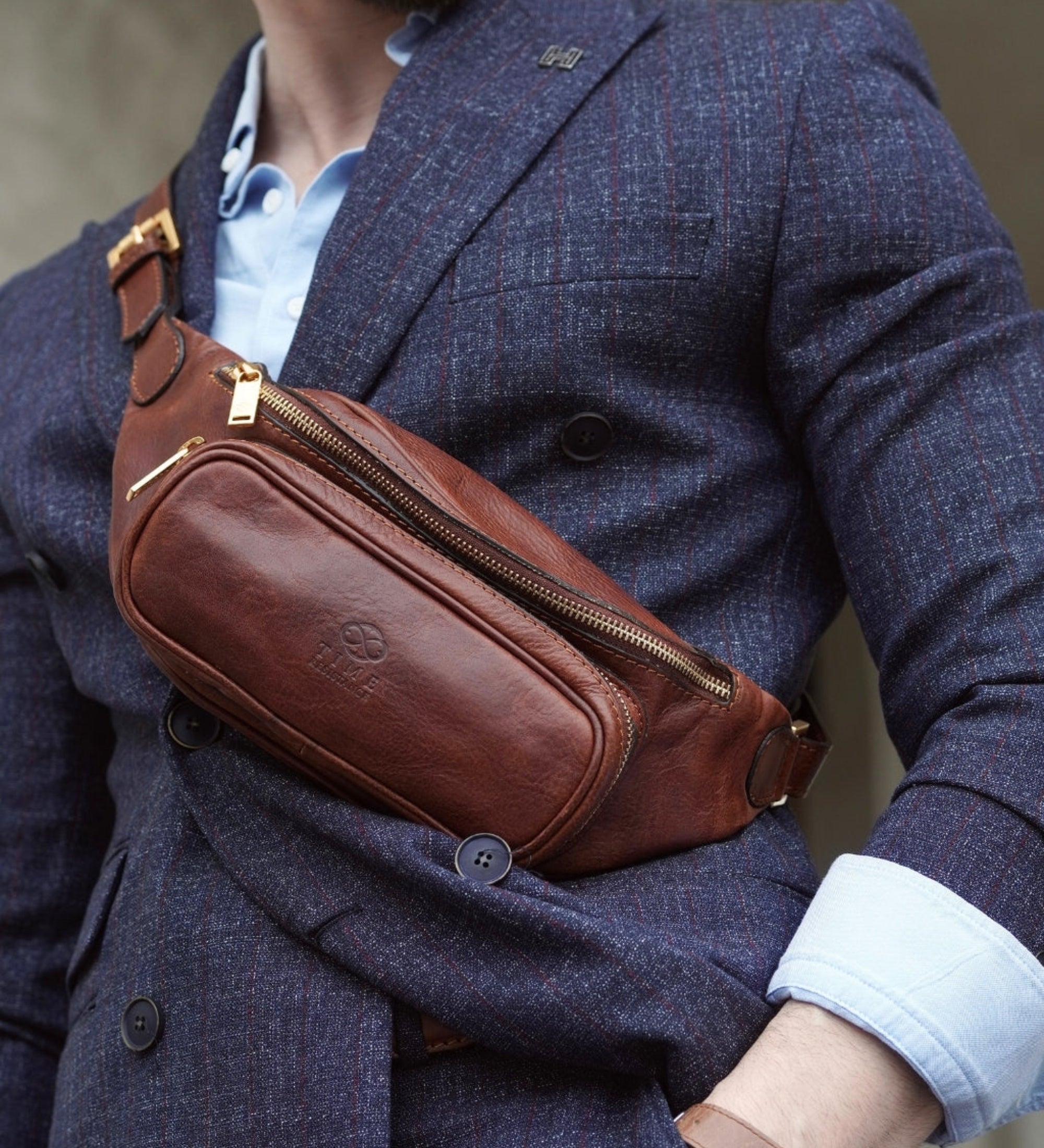 Sac banane à bandoulière en cuir Independent People