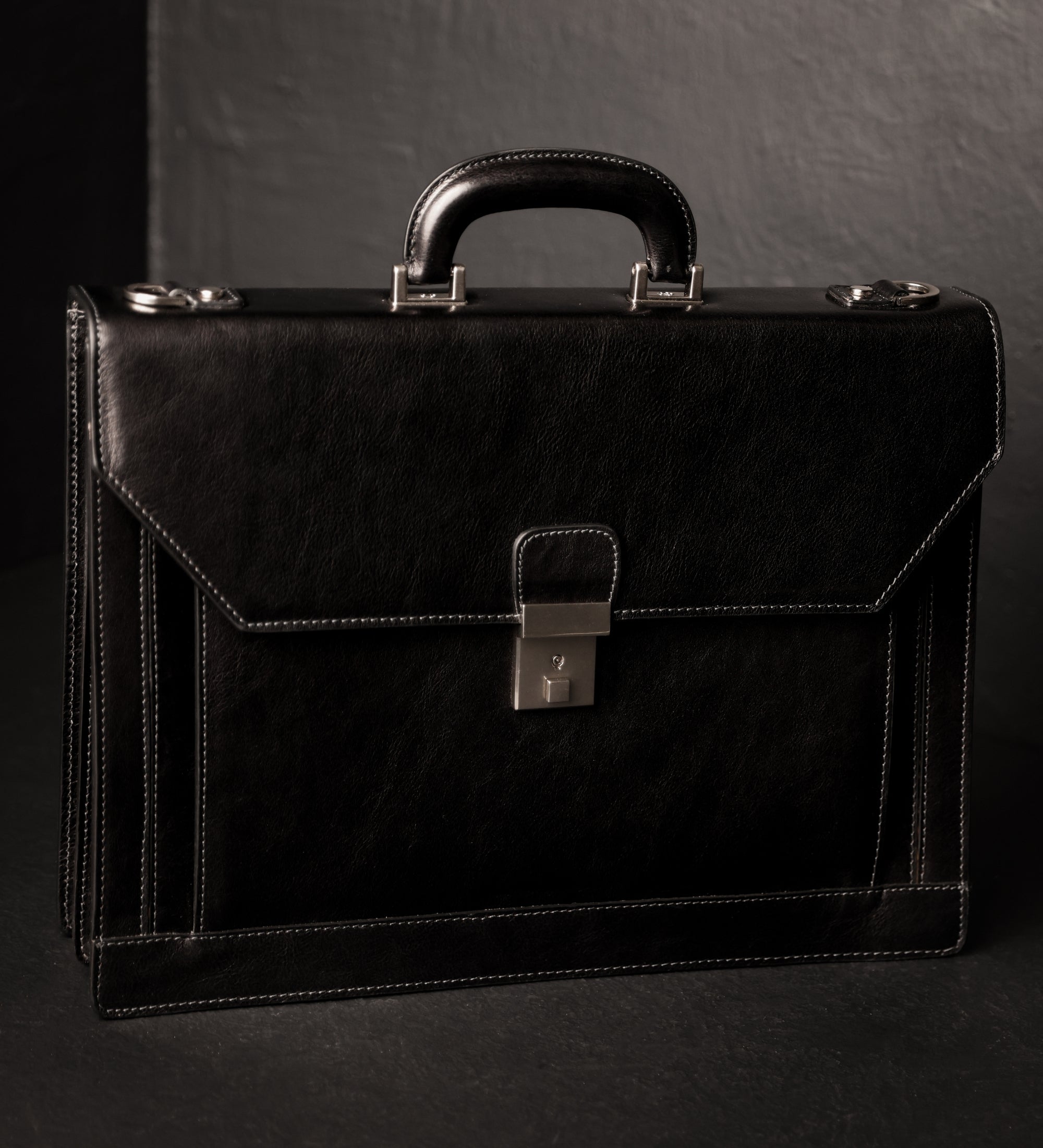 Grande mallette en cuir Invisible Man