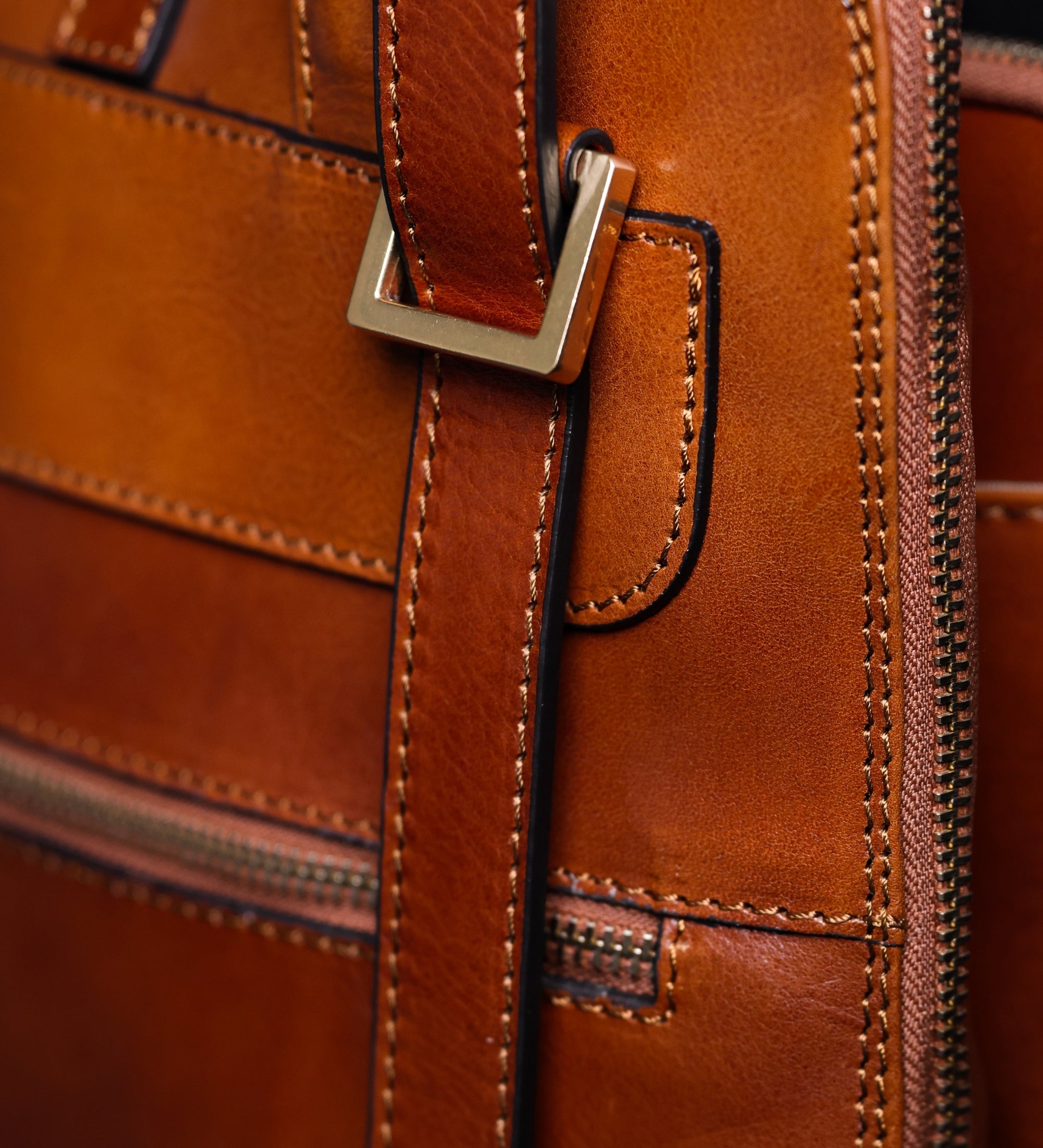 Sac à dos convertible à bandoulière en cuir pour femme Clarissa