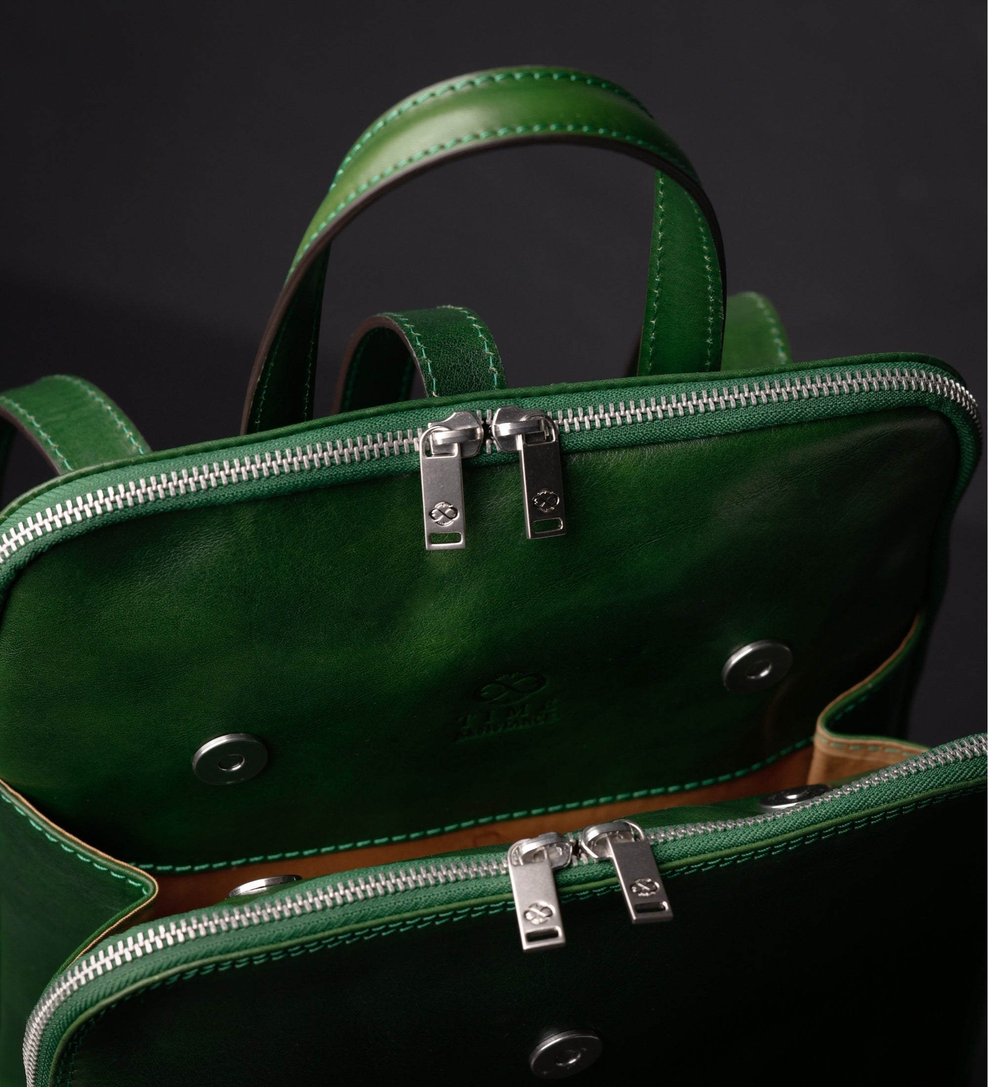 Sac à dos convertible à bandoulière en cuir pour femme Clarissa
