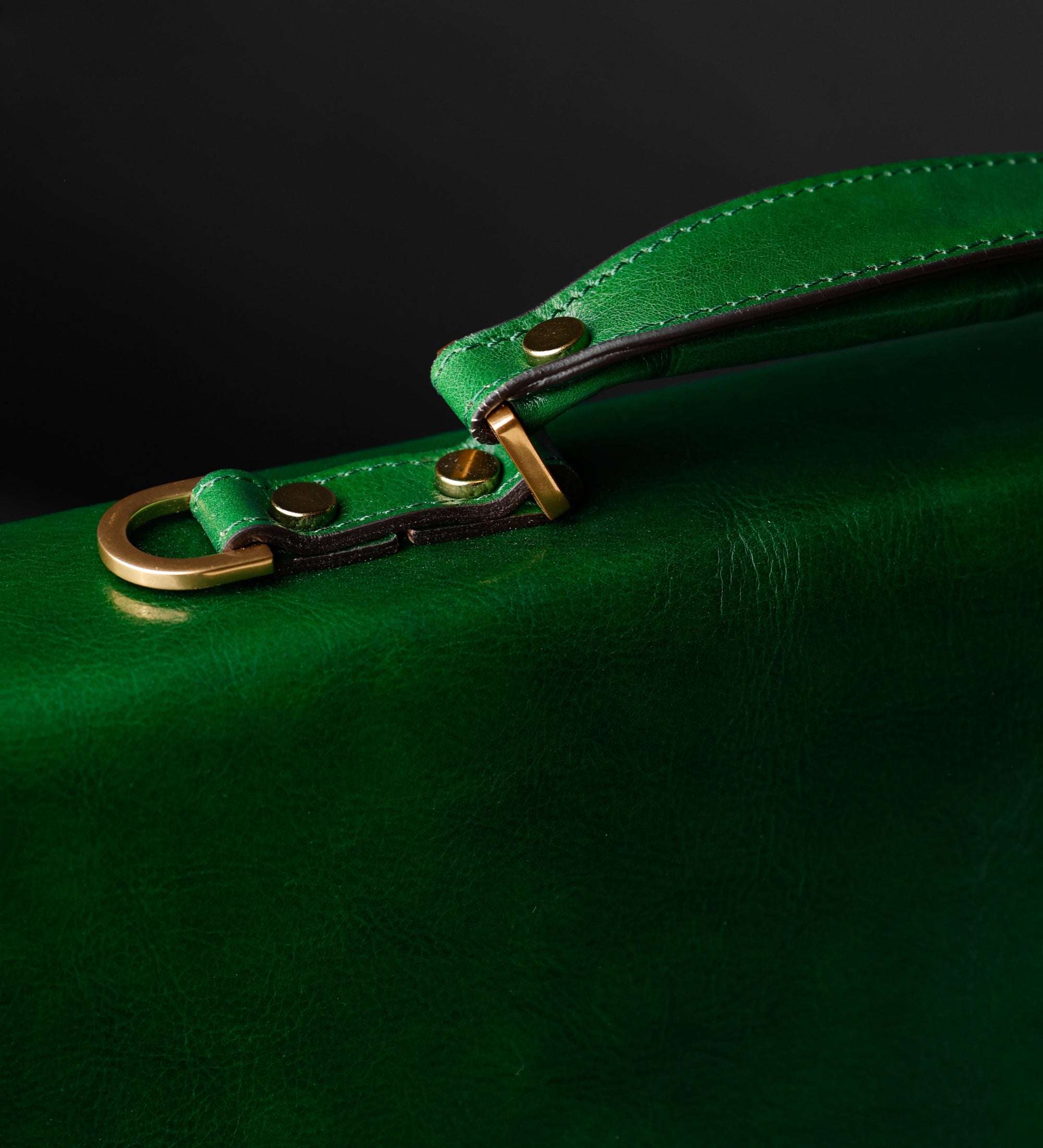 Mallette en cuir au design classique The Magus